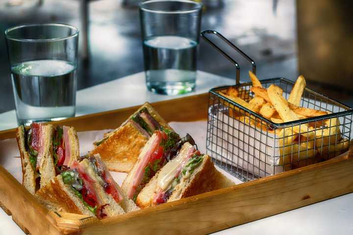 Lunch Break Secrets: Survey Uncovers Surprising Midday Habits Of US Workers