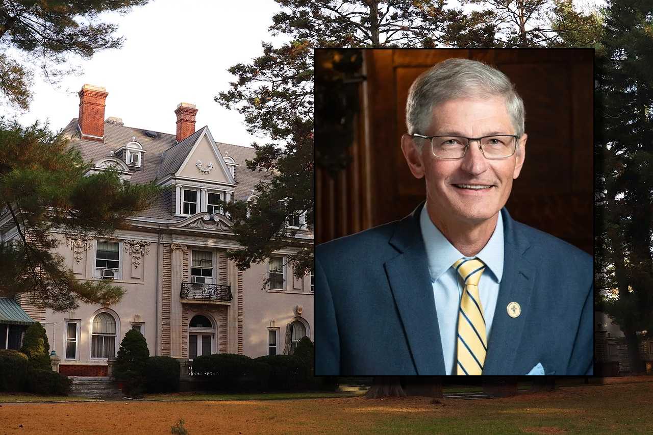NJ Catholic University's First Male President Announces Retirement 'I