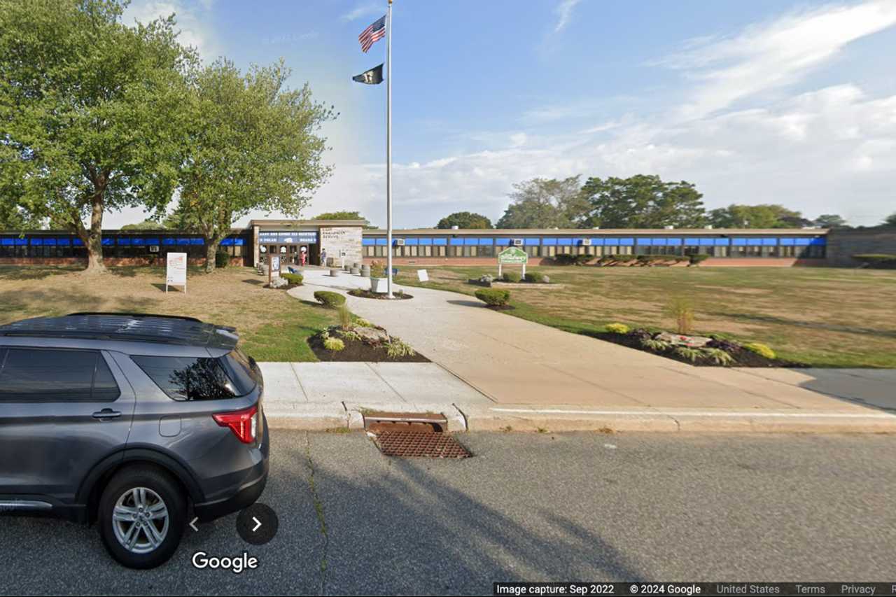 Man Touches Woman Near Elementary School On Long Island Police North