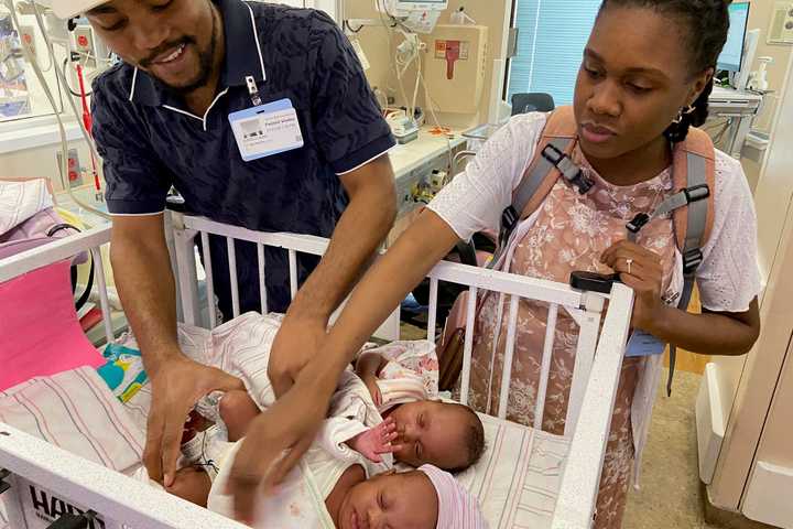 What Are 'MoMo' Twins? Rare Miracle Babies Born At NJ Hospital Head Home