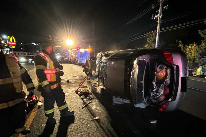 Overturned Vehicle Shuts Route 17 Stretch