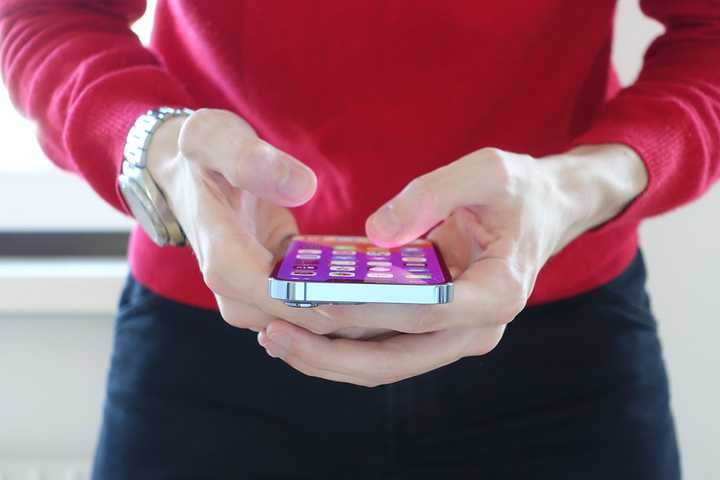 Scam Targets Drivers With Urgent Texts: What To Know
