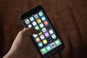 Apple Urges iPhone, iPad Users To Update: iOS 18.6.2 Blocks Critical Security Threat