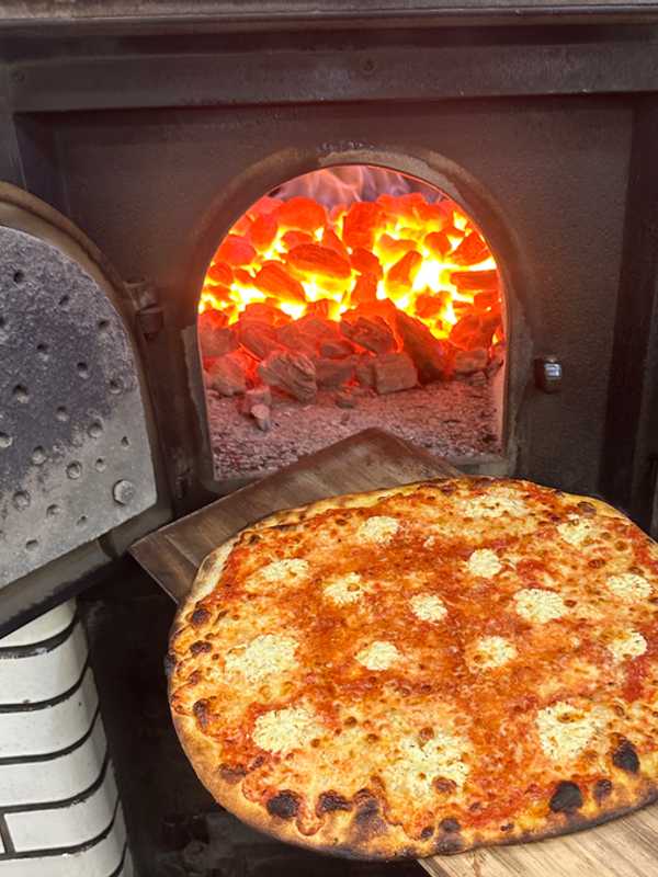 Iconic CT Pizza Chain Announces 'Highly Anticipated' Fall Special Pie