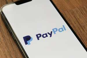 PayPal Launches AI Chat Shopping: Here's How The New Feature Works