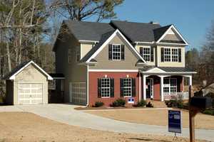 Home Sales Suffer Slowest April Since 2009 Amid Trump Tariffs, Rising Mortgage Rates