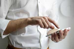 You Can Get Up To $7,500 In Massive Cellphone Data Breach Settlement: Here's How
