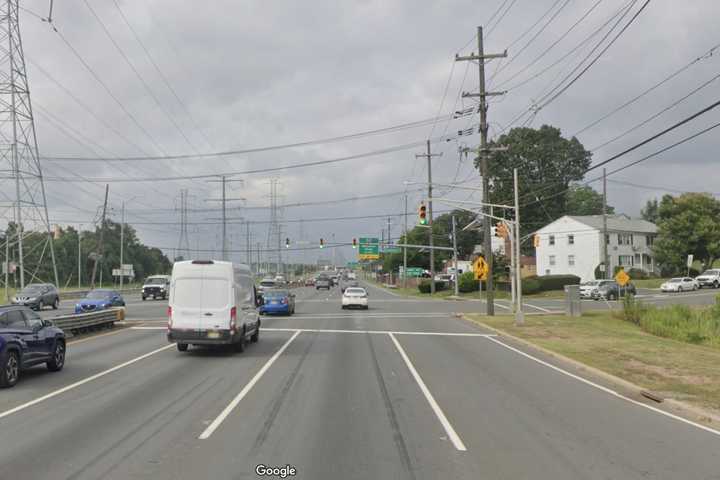 Tractor-Trailer Fire Shuts Down Most Lanes On Route 1 In Edison (DEVELOPING)