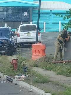 Barricaded Fugitive Shuts Down Route 1, 9 In Elizabeth: Authorities (UPDATED)