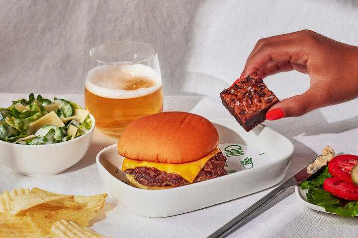 Shake Shack Bringing Burgers To Delta Flights From NY Airport: Here's Where You Can Get One