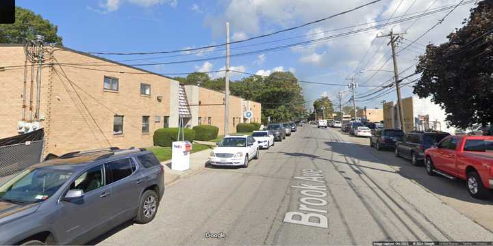 Brook Avenue in Deer Park.