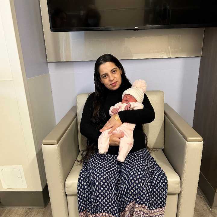 Armonk resident Zenaida Pacheco Villeda poses with her baby girl, Shela Yohana, the first child born in 2025 in Westchester at Phelps Hospital. 