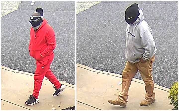 Two suspects wanted in a bank robbery in Voorhees, NJ, on December 17, 2024.