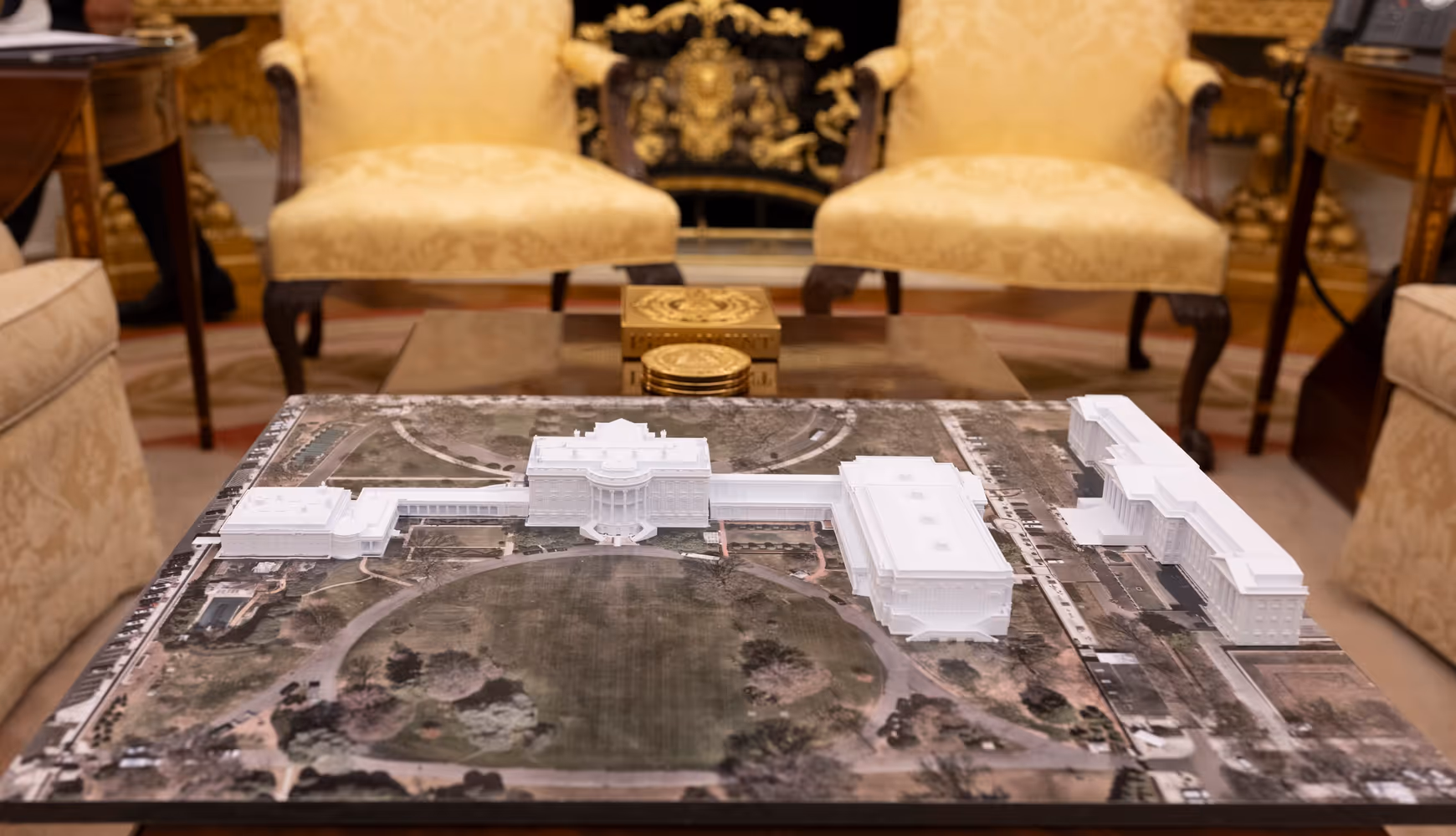 A model of the White House after President Donald Trump's proposed ballroom project.
 
A model of the White House after President Donald Trump's proposed ballroom project.